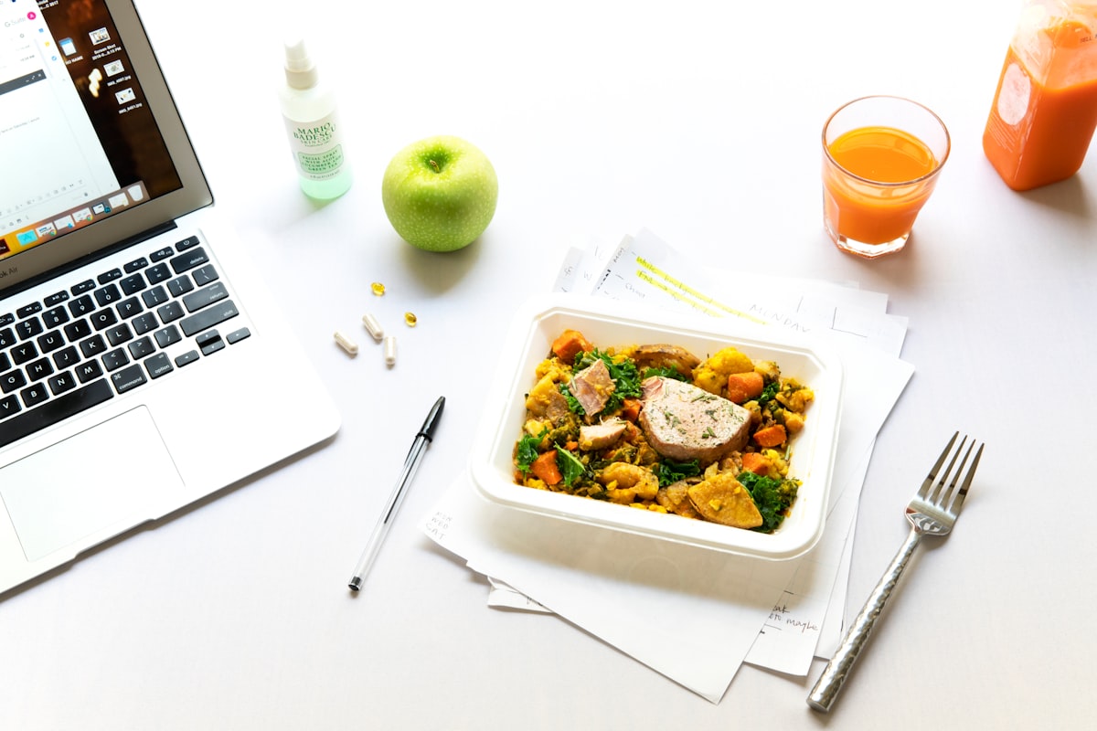 Nutritionist consulting with client